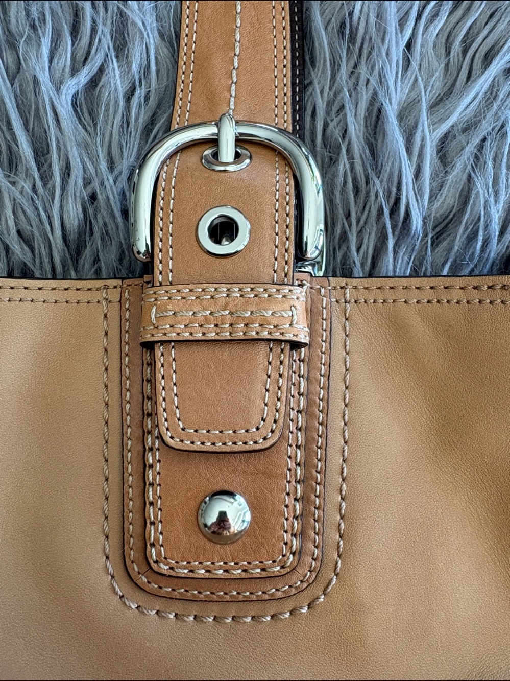 Coach purse - Picture 11 of 13